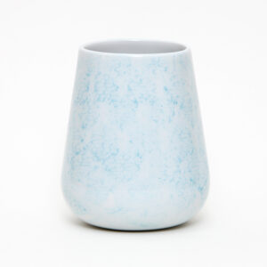 Becher // kleine Vase mit eisblauem Glasur-Muster – Celeste