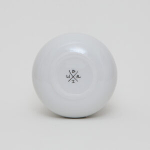 Becher // Vase B aus Porzellan mit Dekor „Rosette von St. Lorenz“ blau